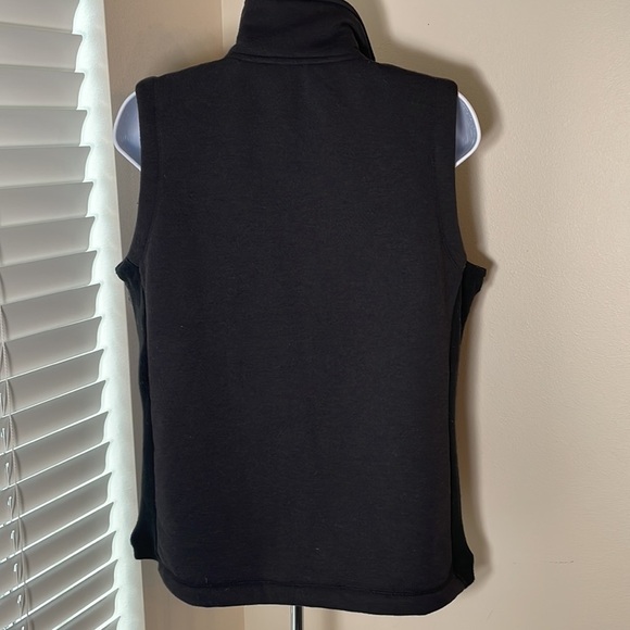 WOOLRICH Fleece Lined Vest Size Medium - Picture 5 of 10